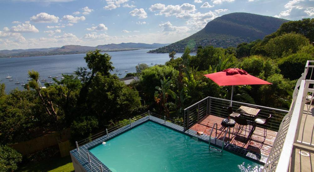 Bed and Breakfast Mister C Hartbeespoort Exterior foto